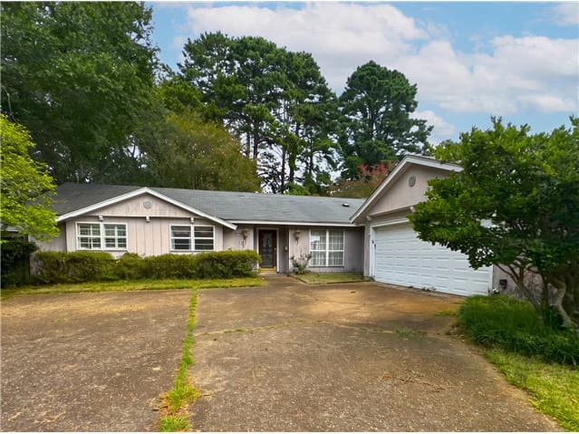 Single Family Home 3BR 2BA - 5251 Old Canton Rd, Jackson, MS