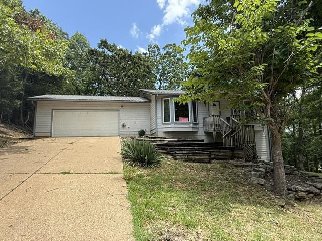 200 Wagonwheel Dr
