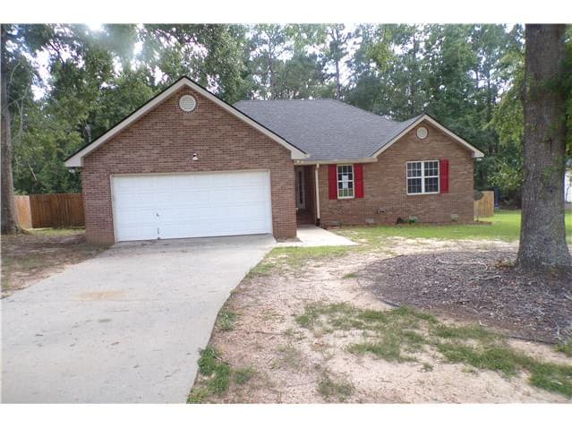 Photograph of 107 Oakwood Dr, Harlem, GA 30814