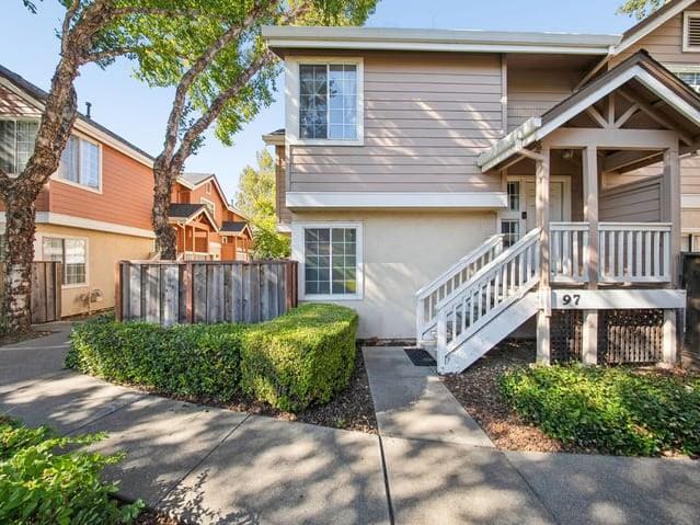 97 Manchester Dr