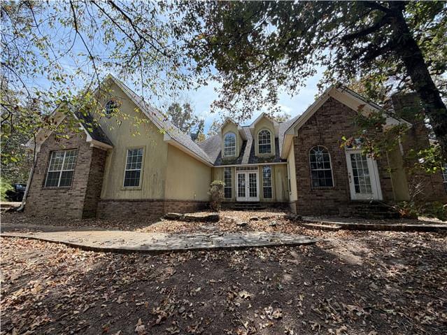 104 W Lewisburg Rd