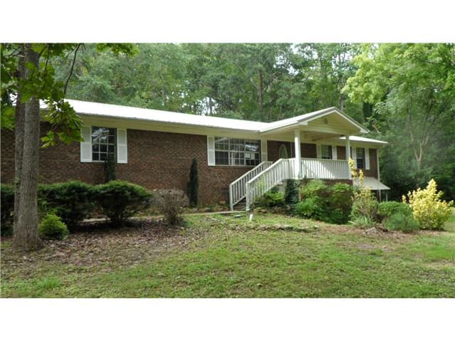 Single Family Home 3BR 2BA - 40 Champion Dr, Gadsden, AL