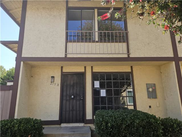 Condo 3BR 1.1BA - 215 Otay Valley Rd B, Chula Vista, CA