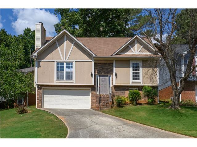 2220 Williamsburg Dr