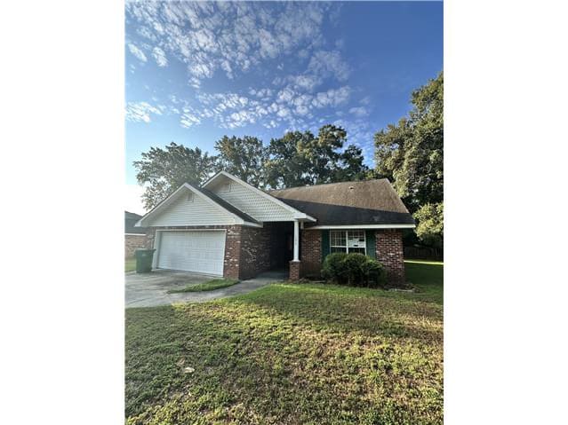 Single Family Home 3BR 2BA - 108 Maria St, Poplarville, MS