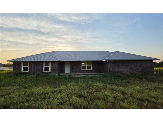 101124 S 3490 Rd