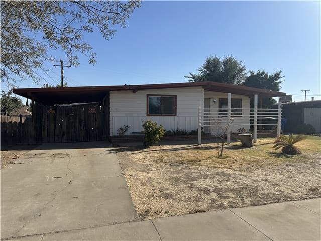 907 Neville St