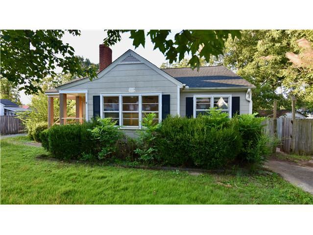 Photograph of 924 College St, Moulton, AL 35650