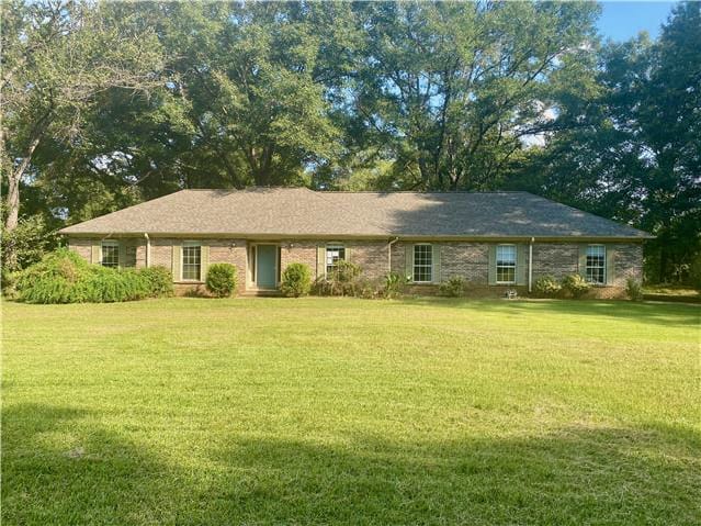 Single Family Home 3BR 2BA - 51 Landings Ln, Wilsonville, AL