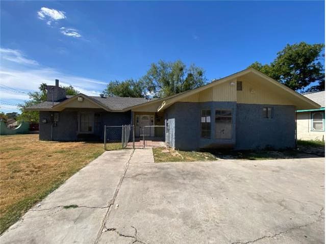 Photograph of 402 Ramon St, Del Rio, TX 78840