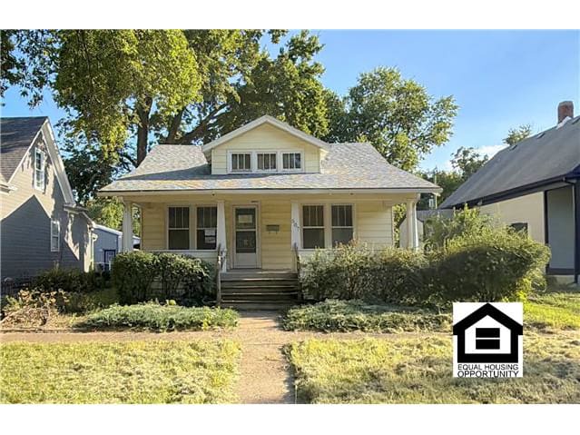 Photograph of 507 Nw 6th St, Abilene, KS 67410