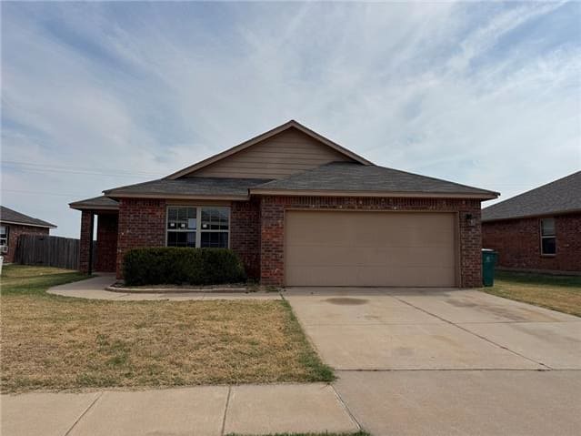 Photograph of 2500 Ressie Lane, Yukon, OK 73099