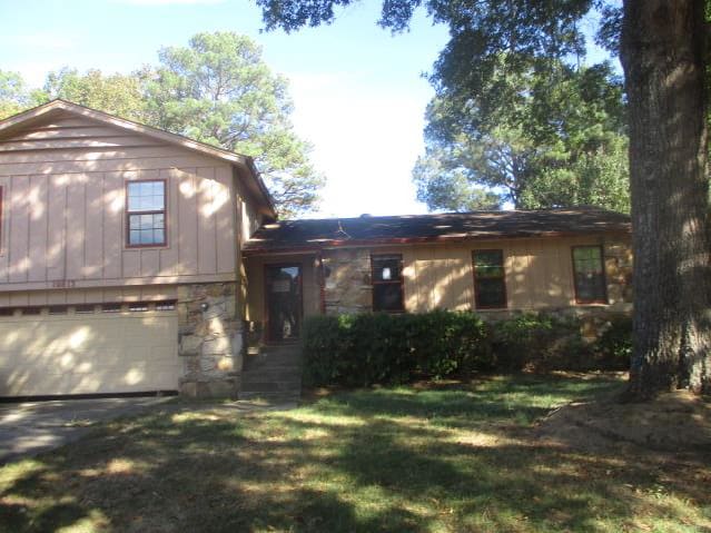 10813 Lionel Dr