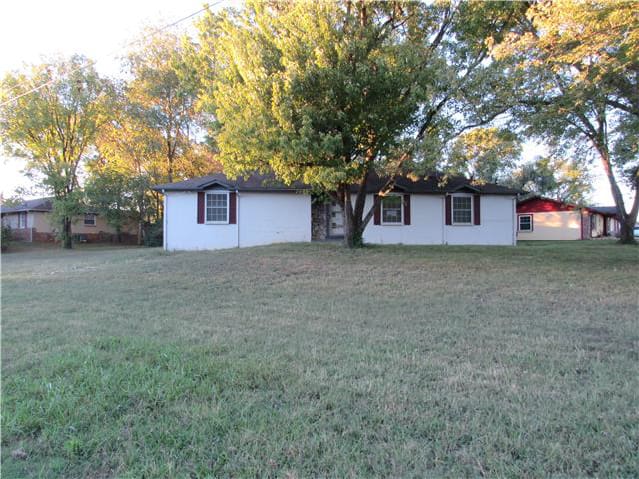409 Pioneer Dr