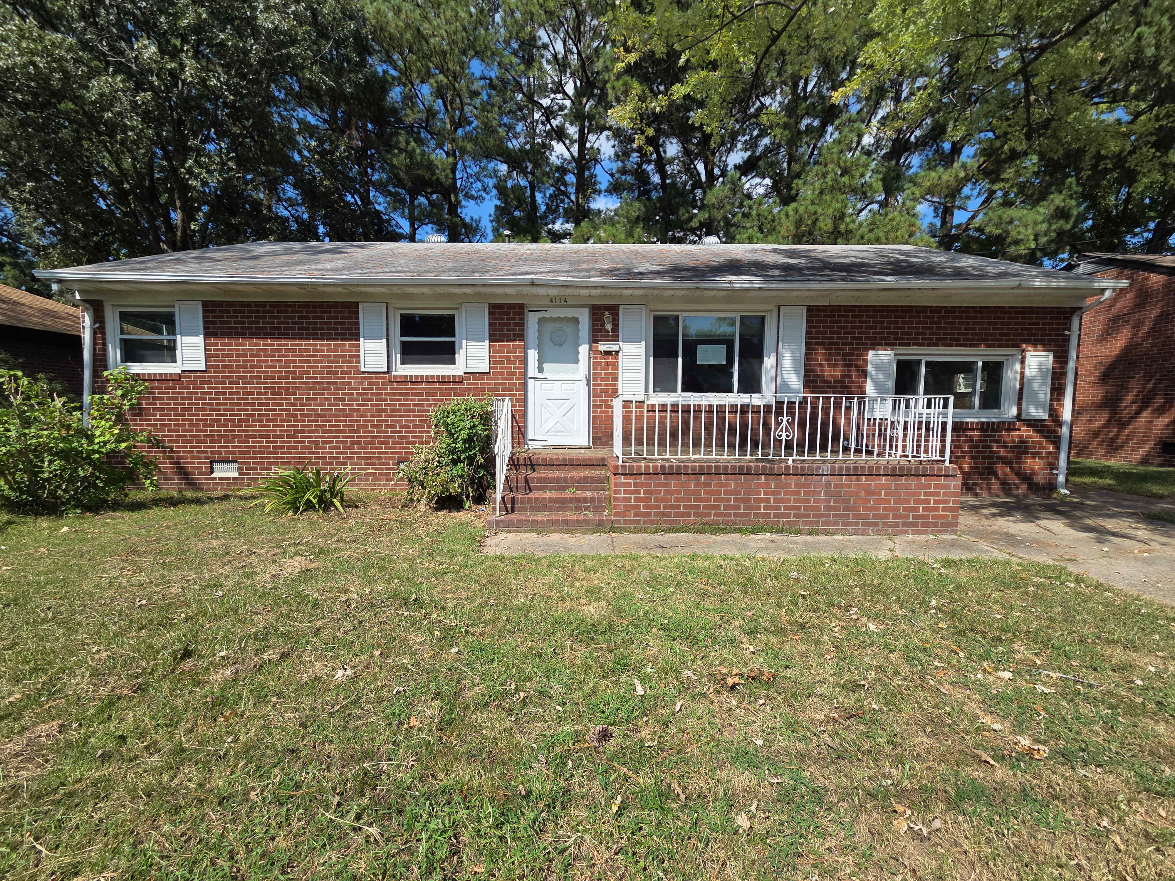 4114 Candlewood Dr