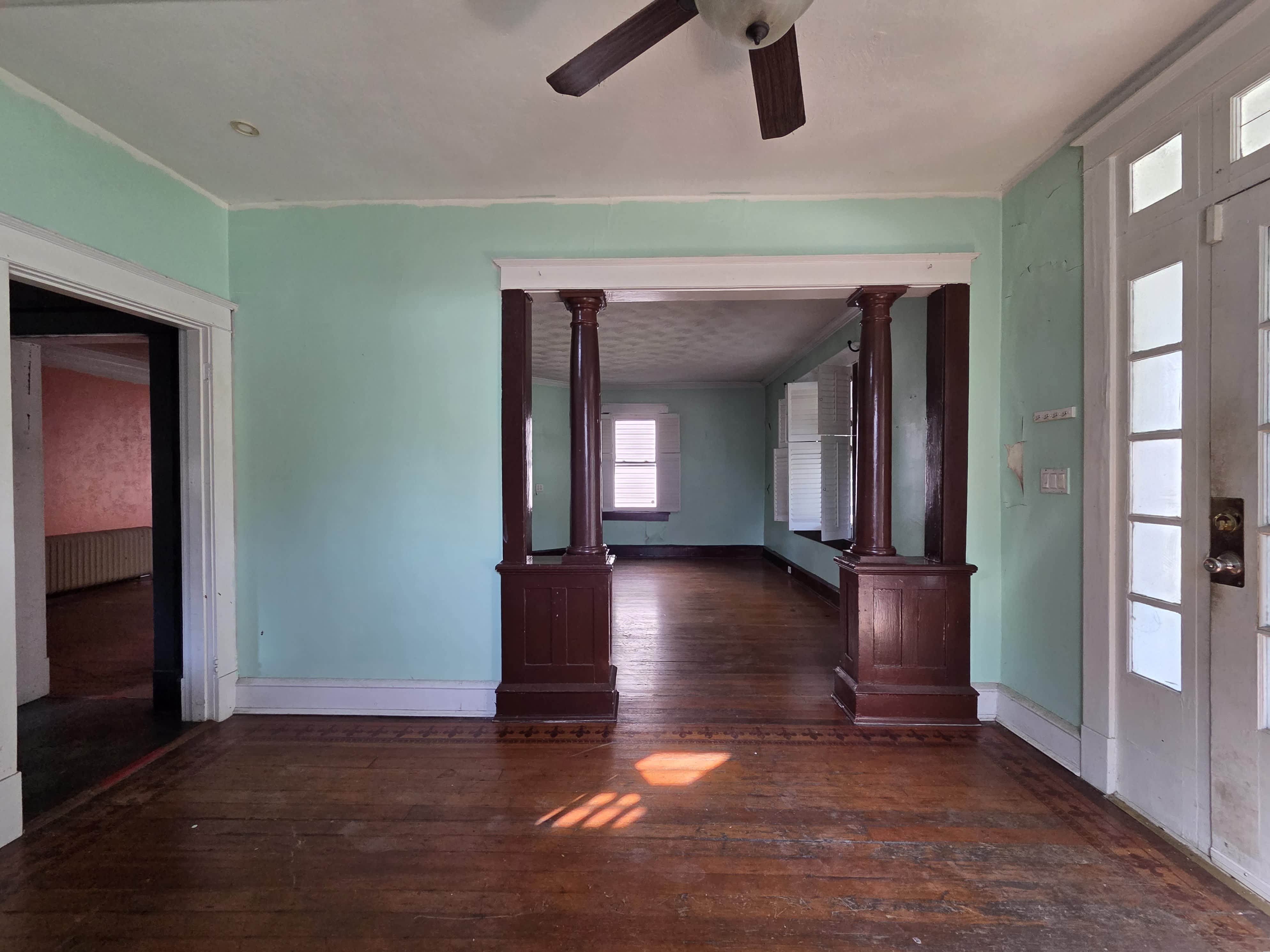 232 53rd St photo