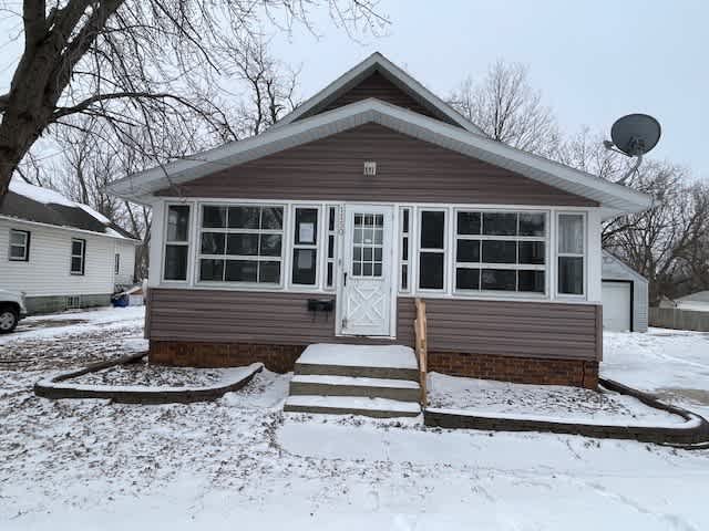 Photograph of 1150 11th St, Sheldon, IA 51201