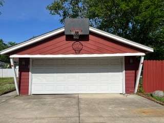 17724 Henry St photo
