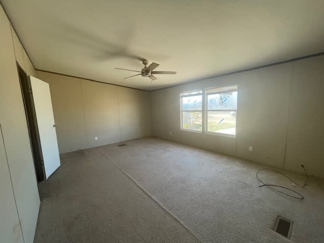916 Butternut St photo