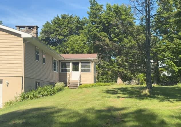 1475 Fairview Rd photo