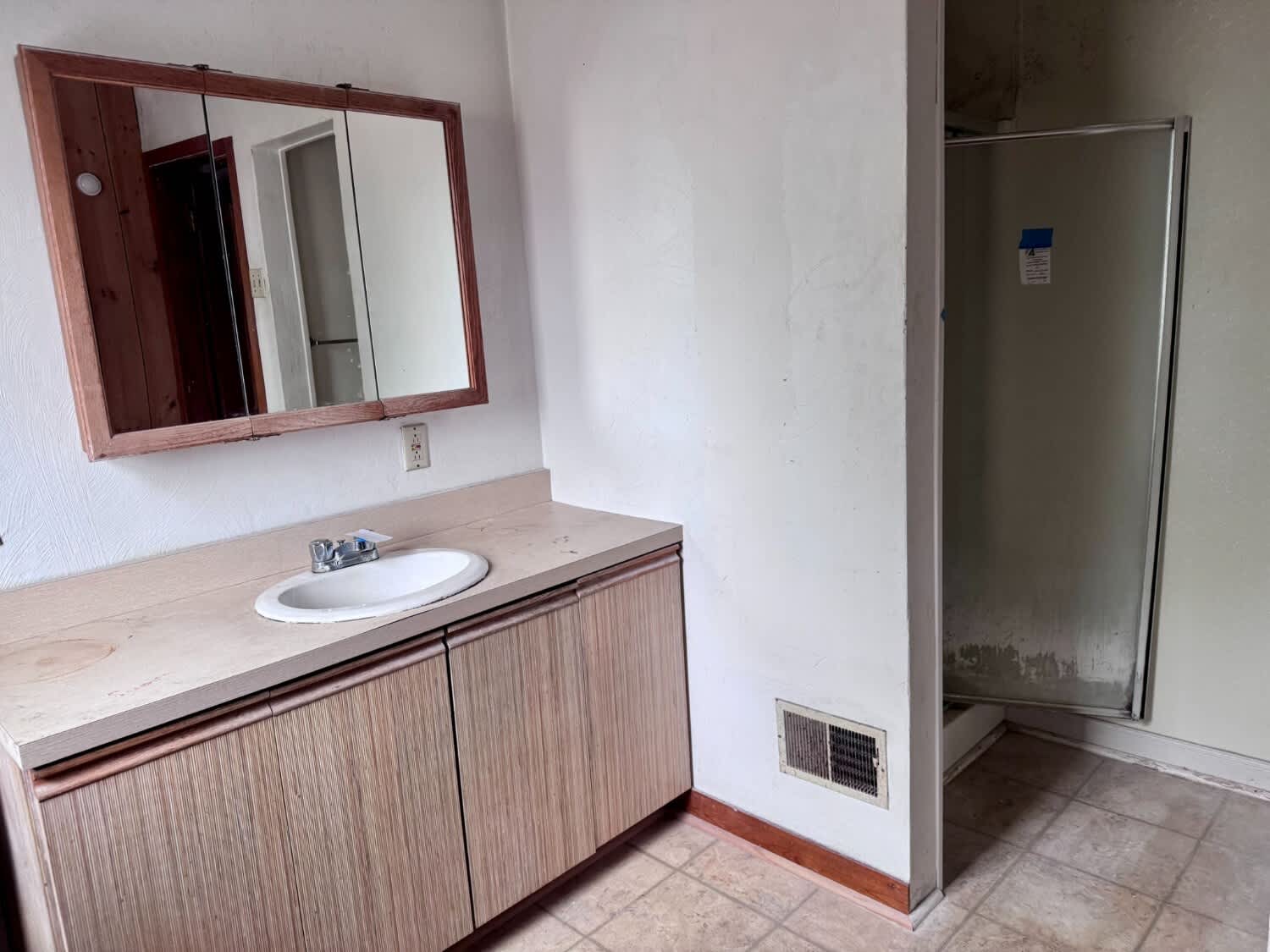 1605 Union Ave photo