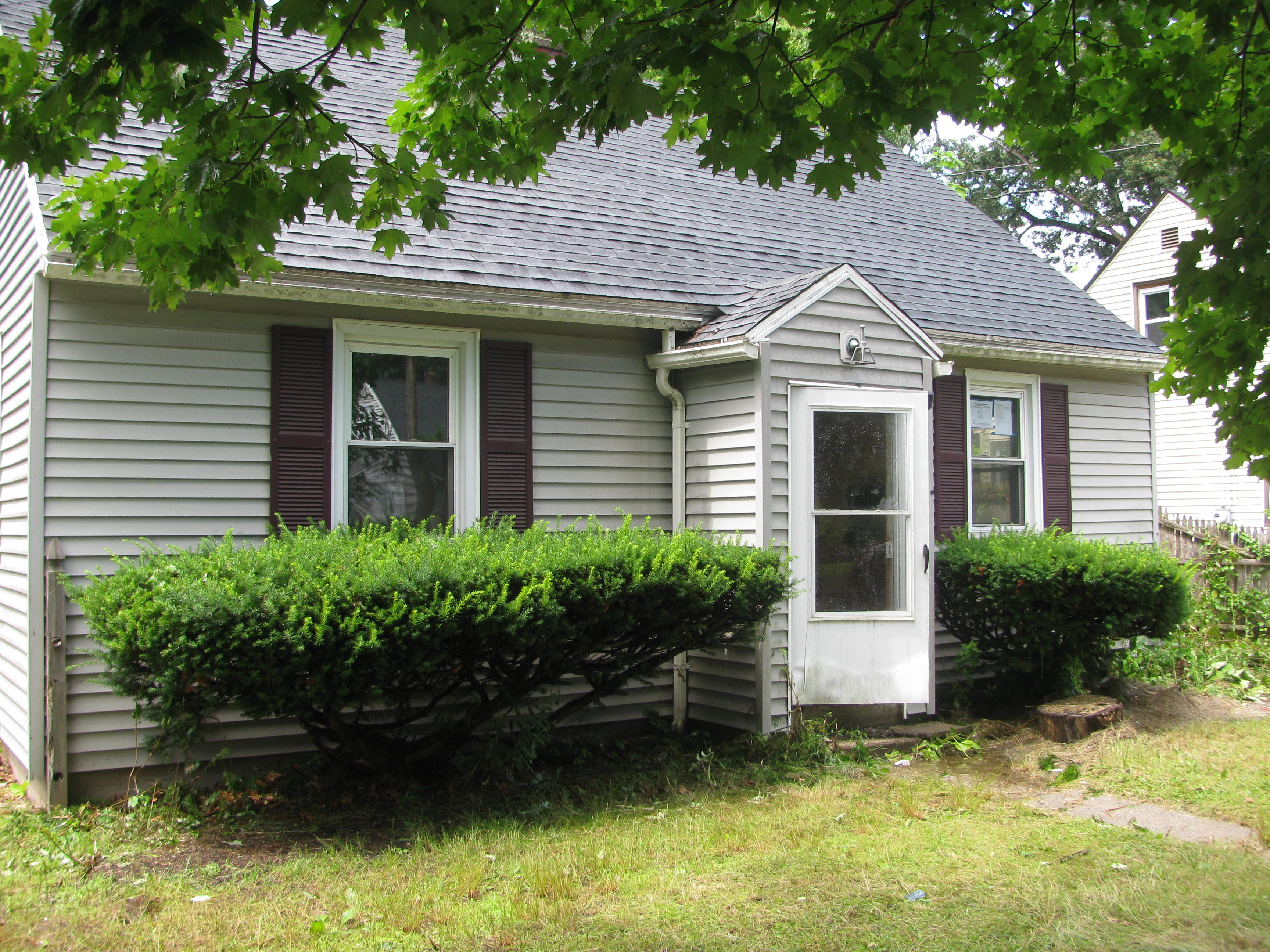 86 Pheland St