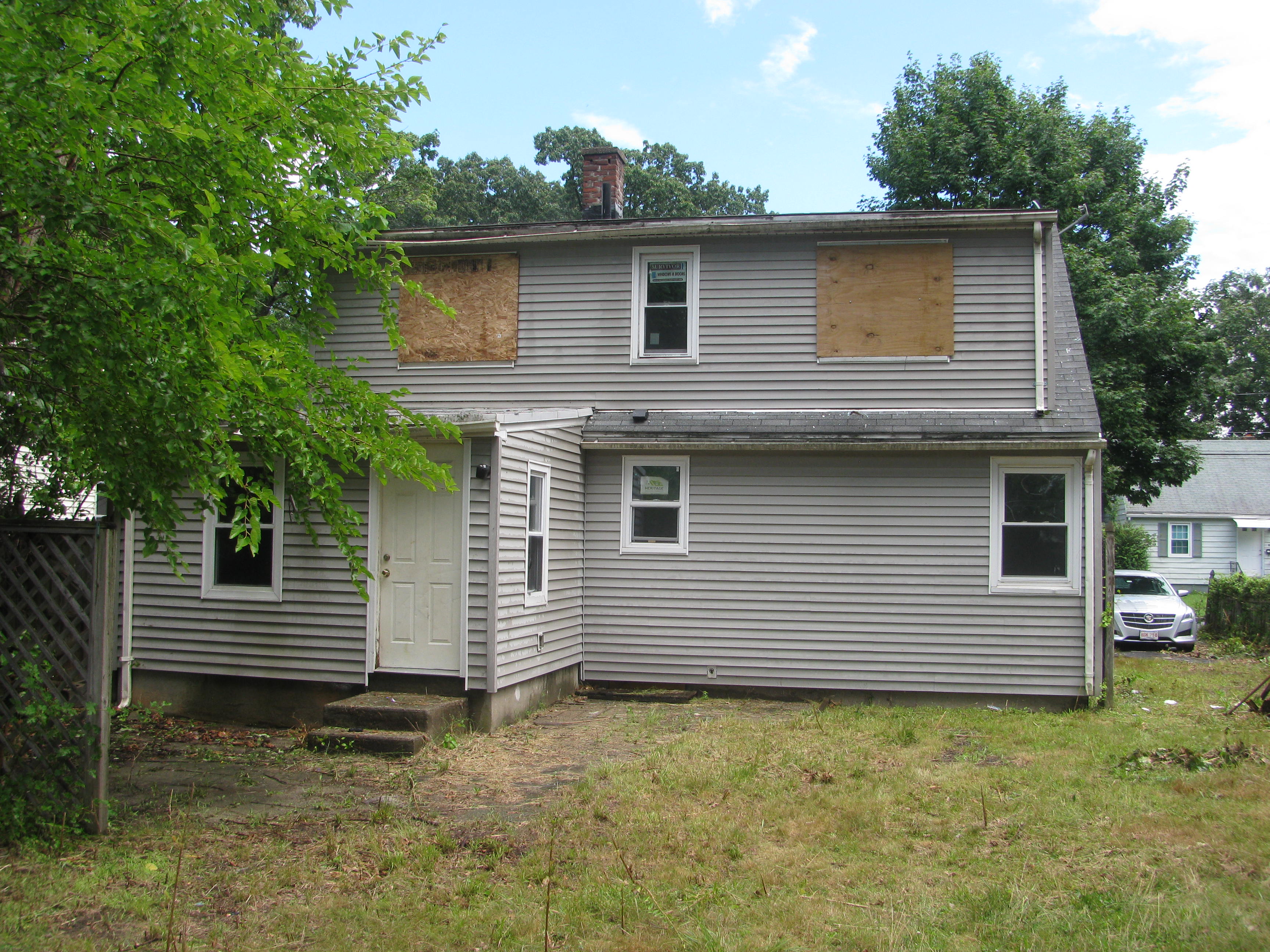 86 Pheland St photo