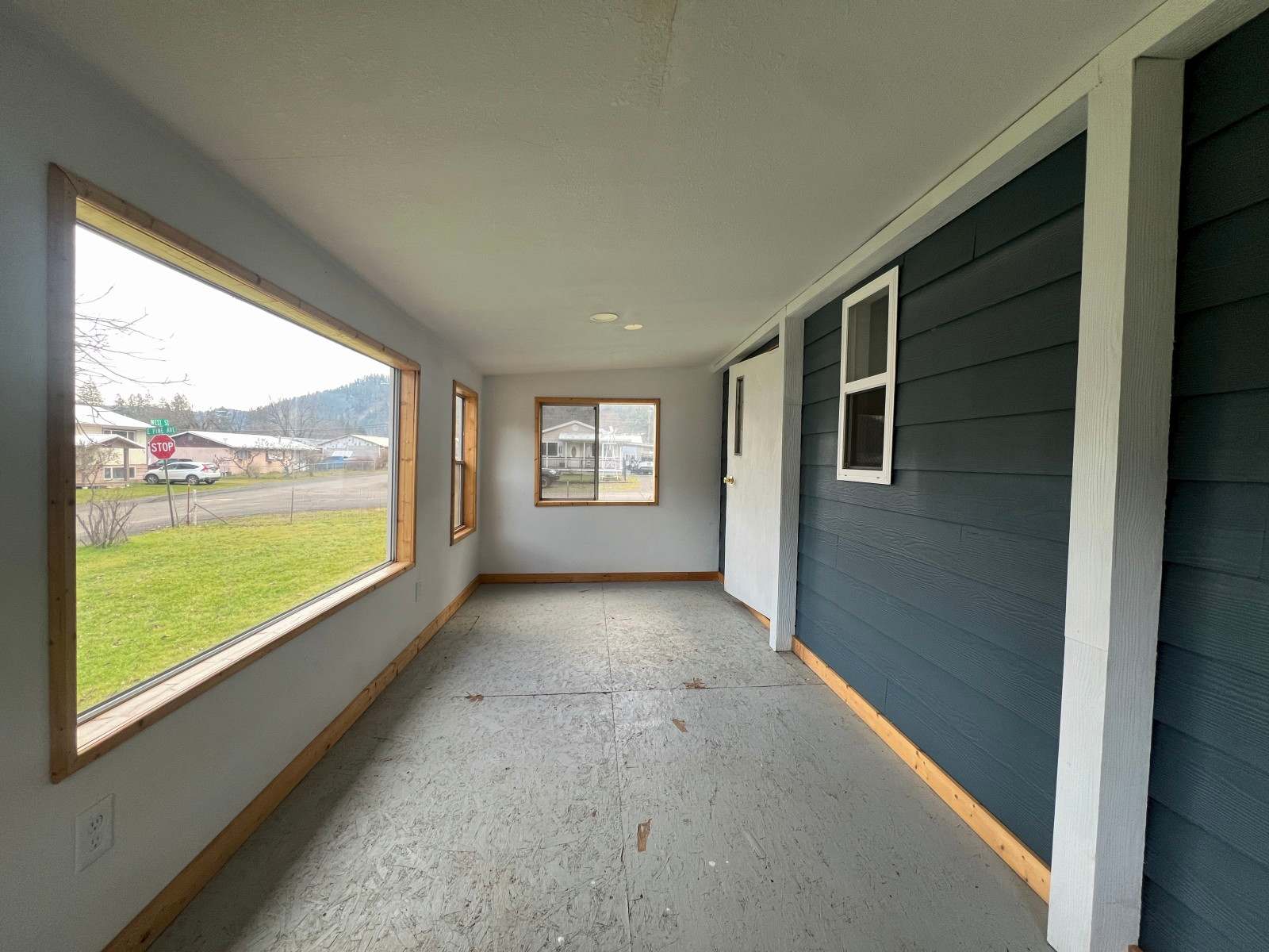 614 Pine Avenue photo