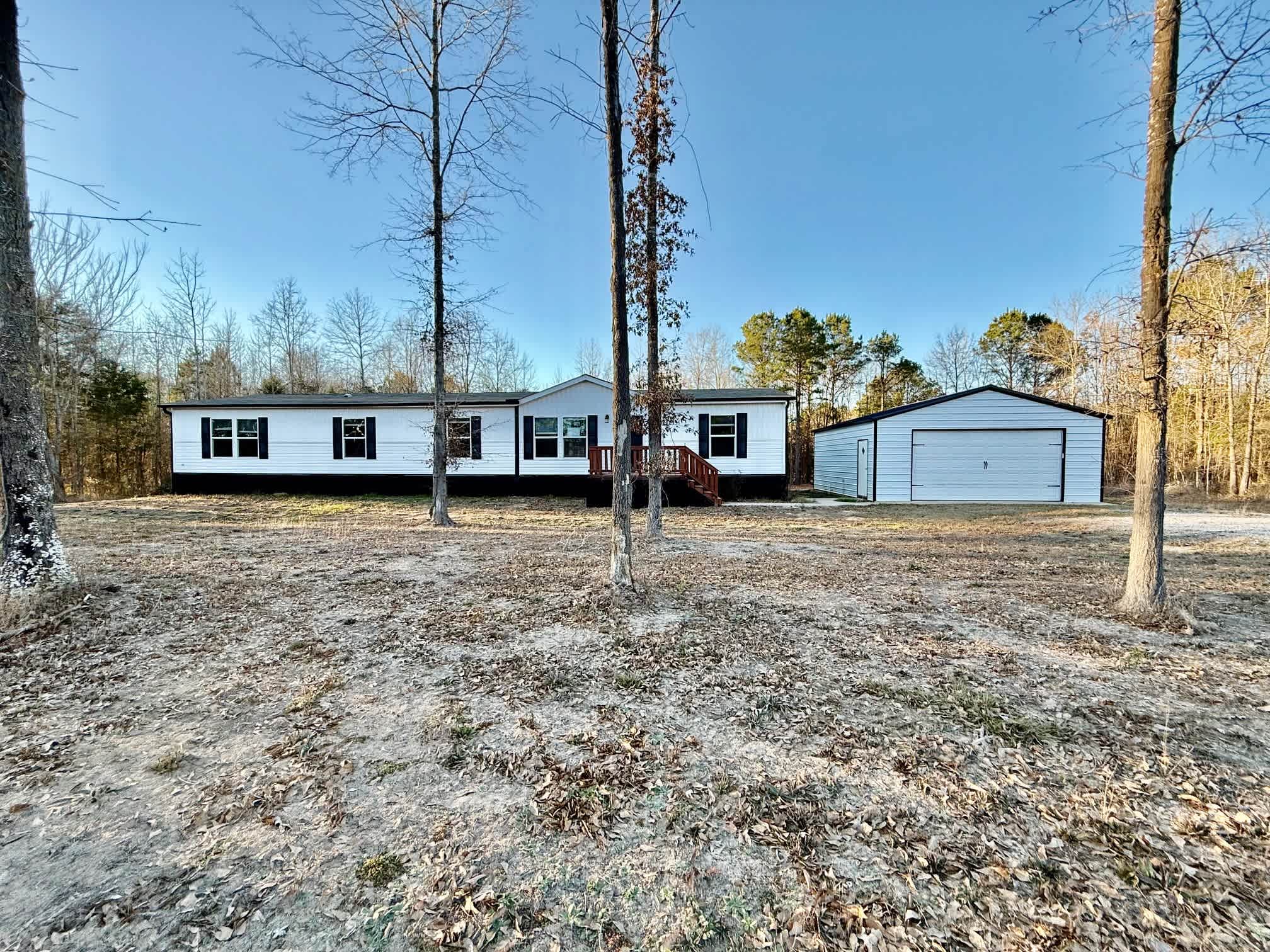 Photograph of 149 Brookwood Ct, Gilmer, TX 75645