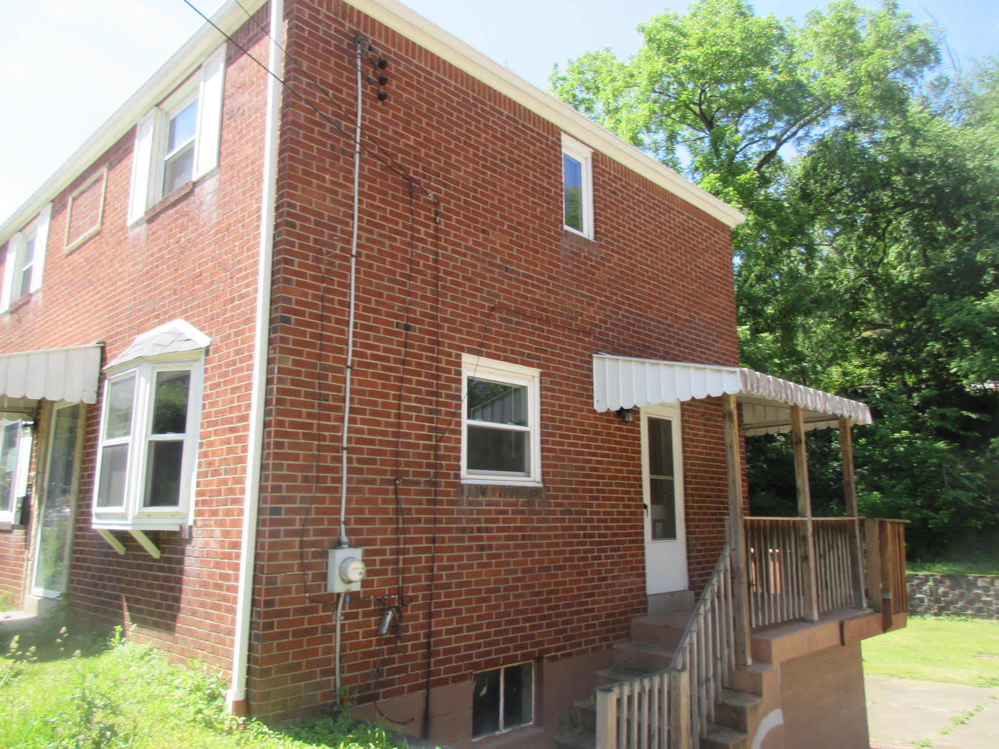 110 Logan Rd photo