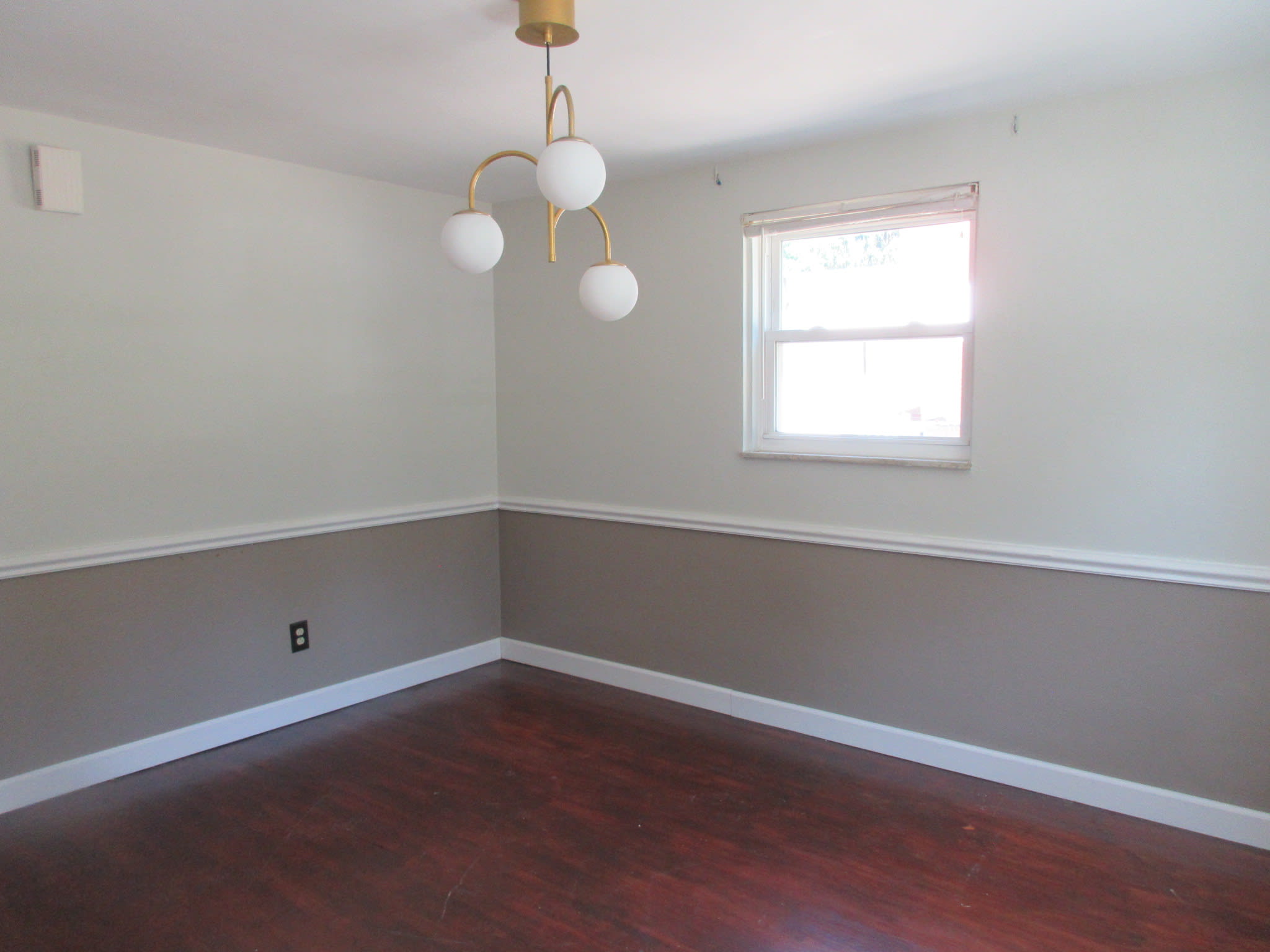 110 Logan Rd photo