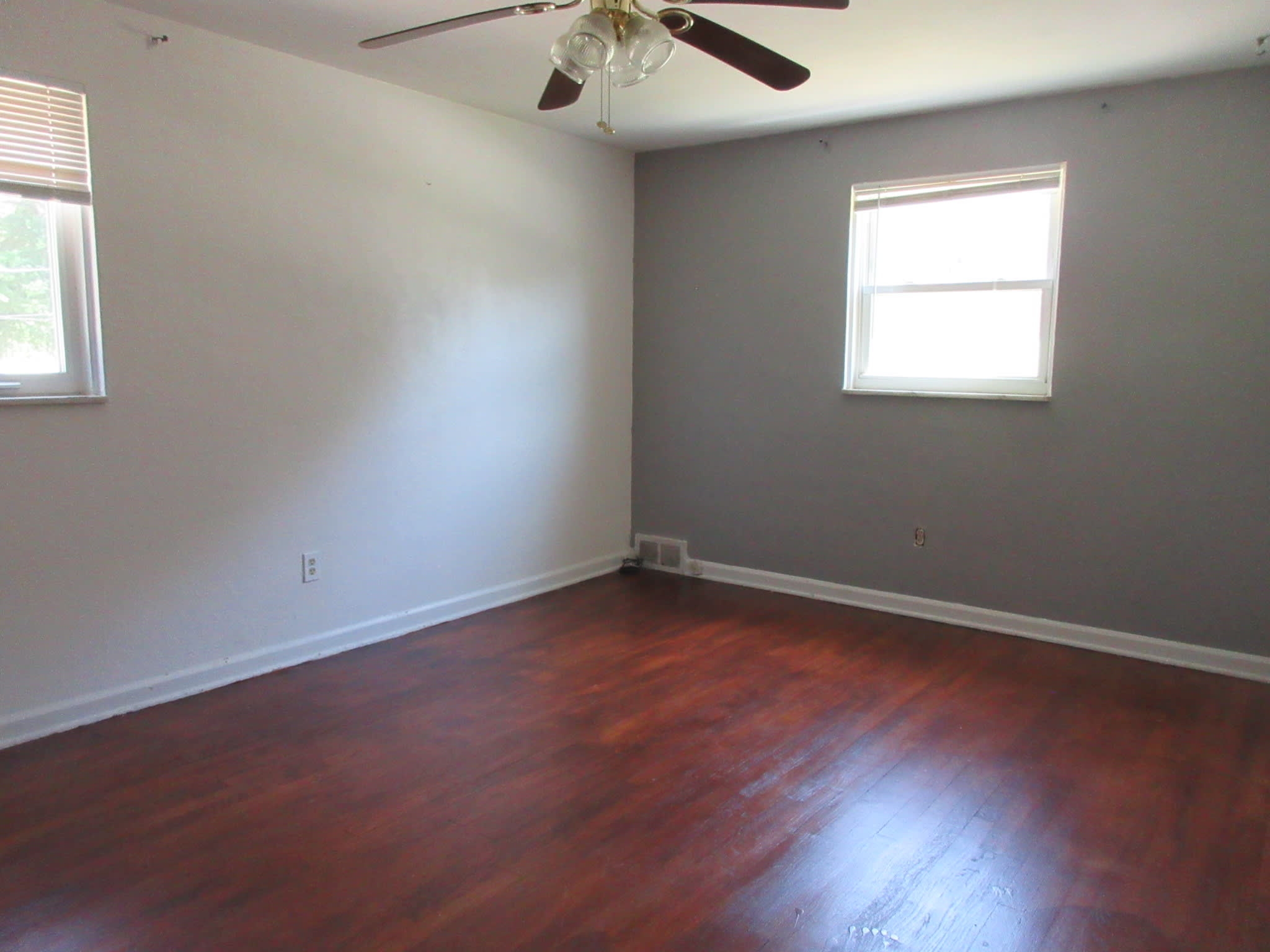 110 Logan Rd photo
