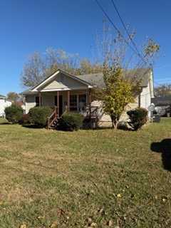 Photograph of 301 Memorial Ave, Hopewell, VA 23860