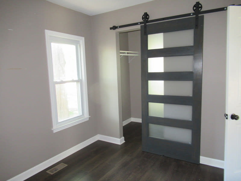 147 Crocker Blvd photo