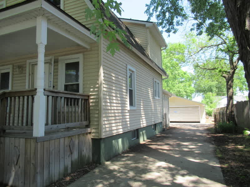147 Crocker Blvd photo