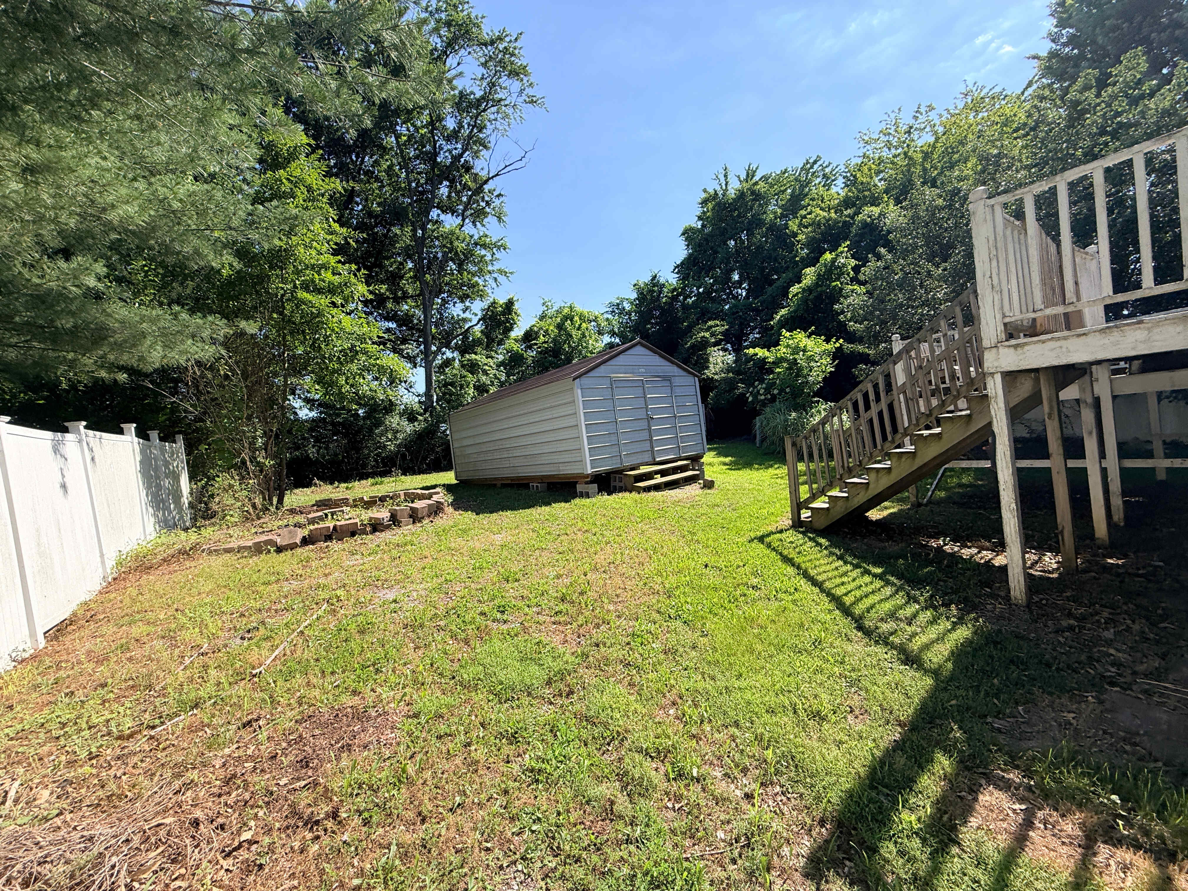 912 Glenn Ave photo