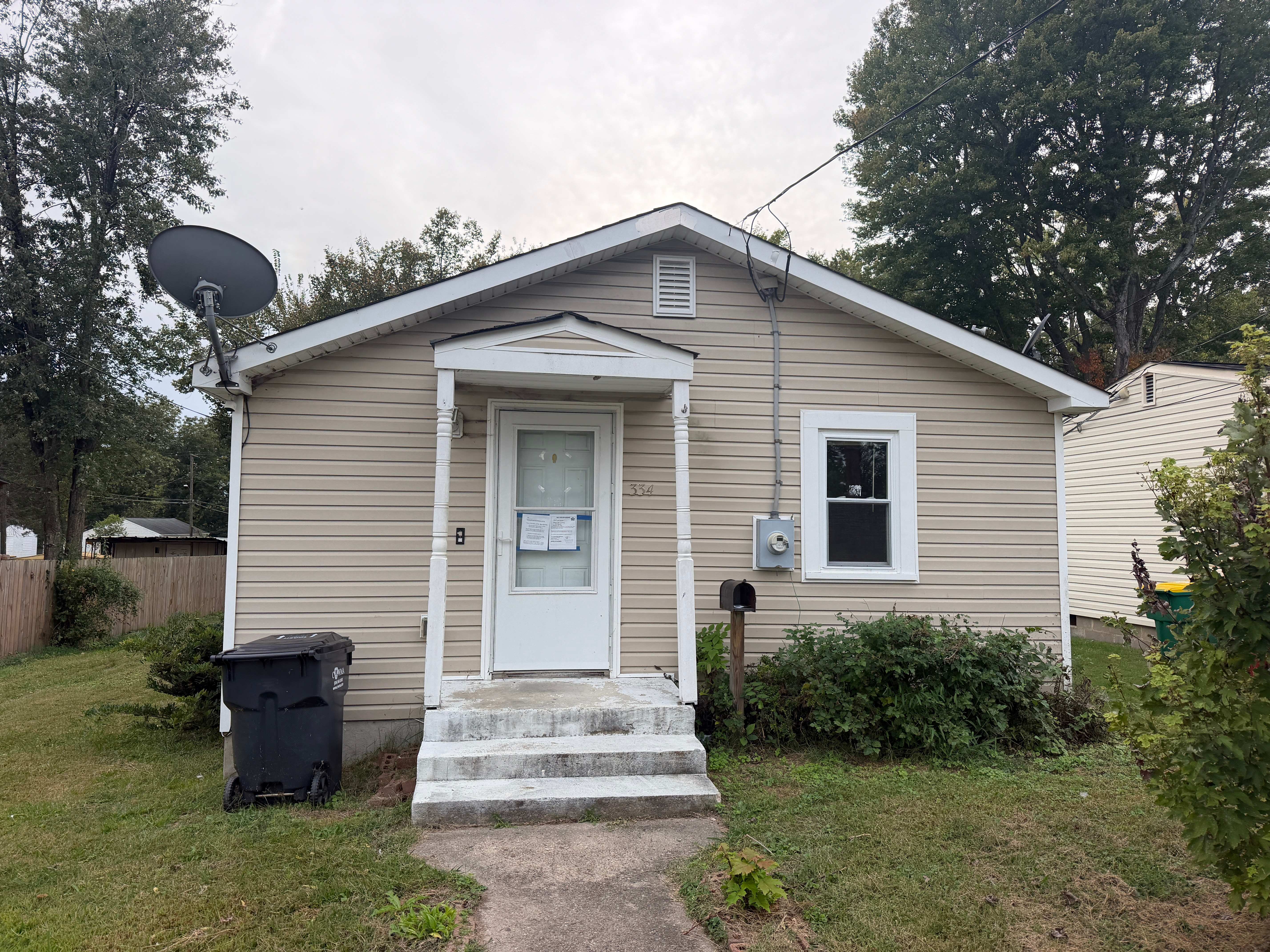 Photograph of 334 S 17th Ave, Hopewell, VA 23860