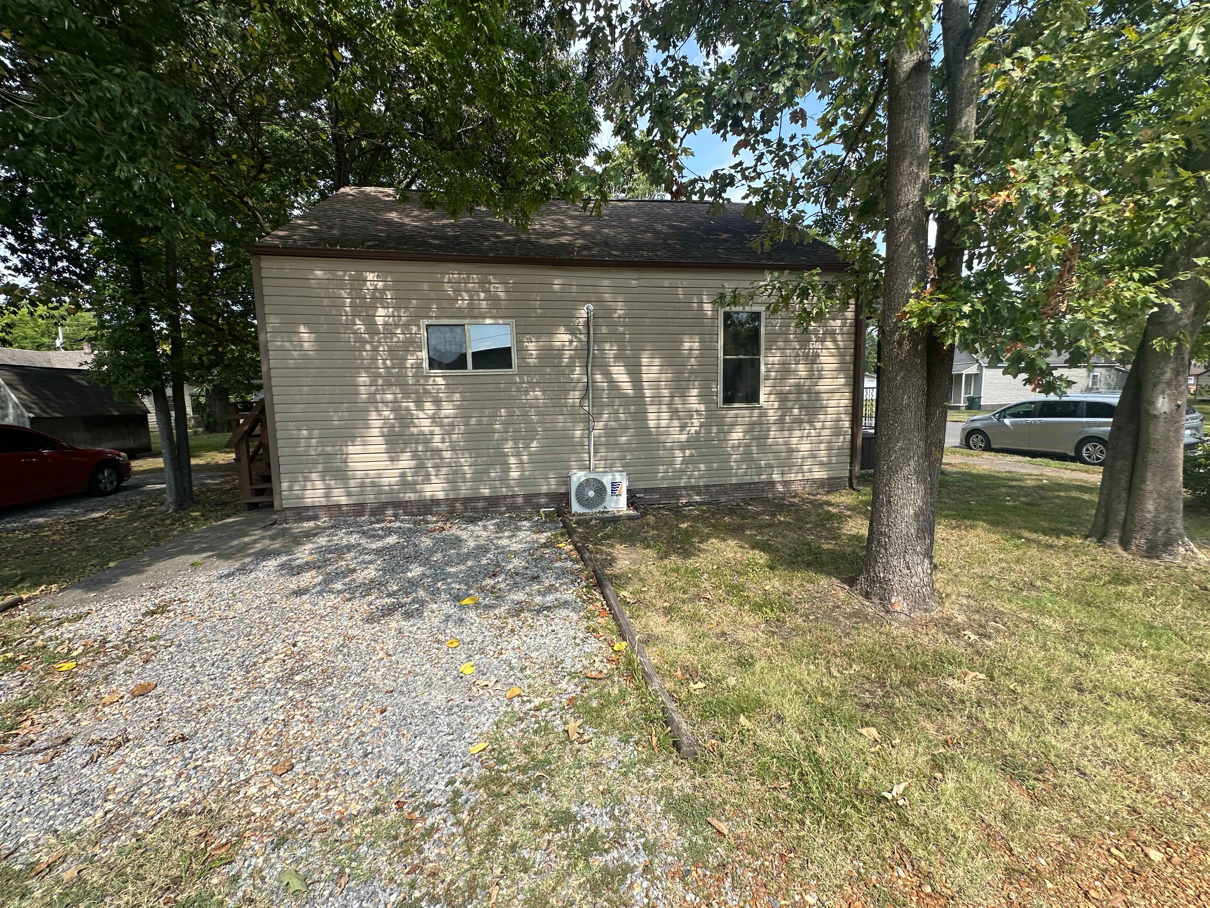 1311 Burnett St photo