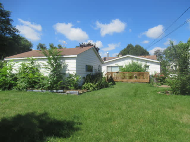 209 N William St photo