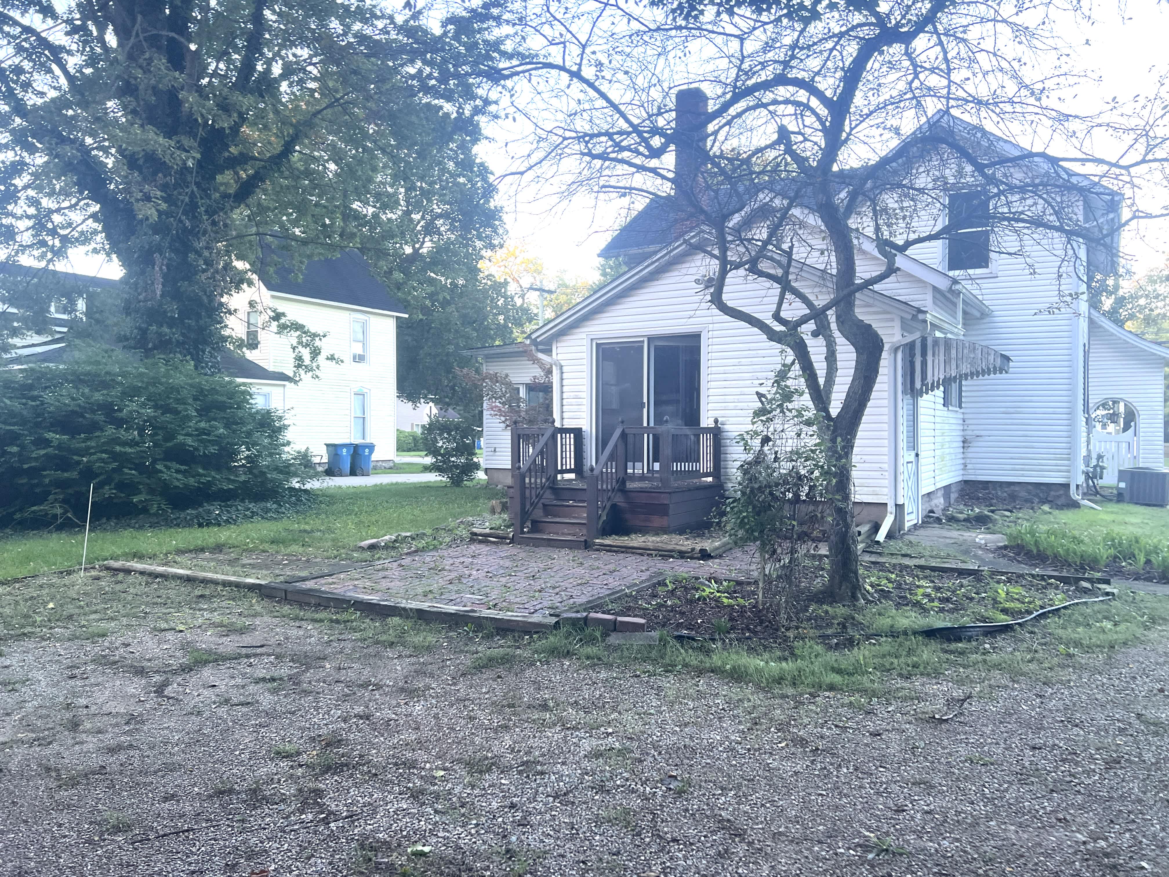 242 Marshall St photo