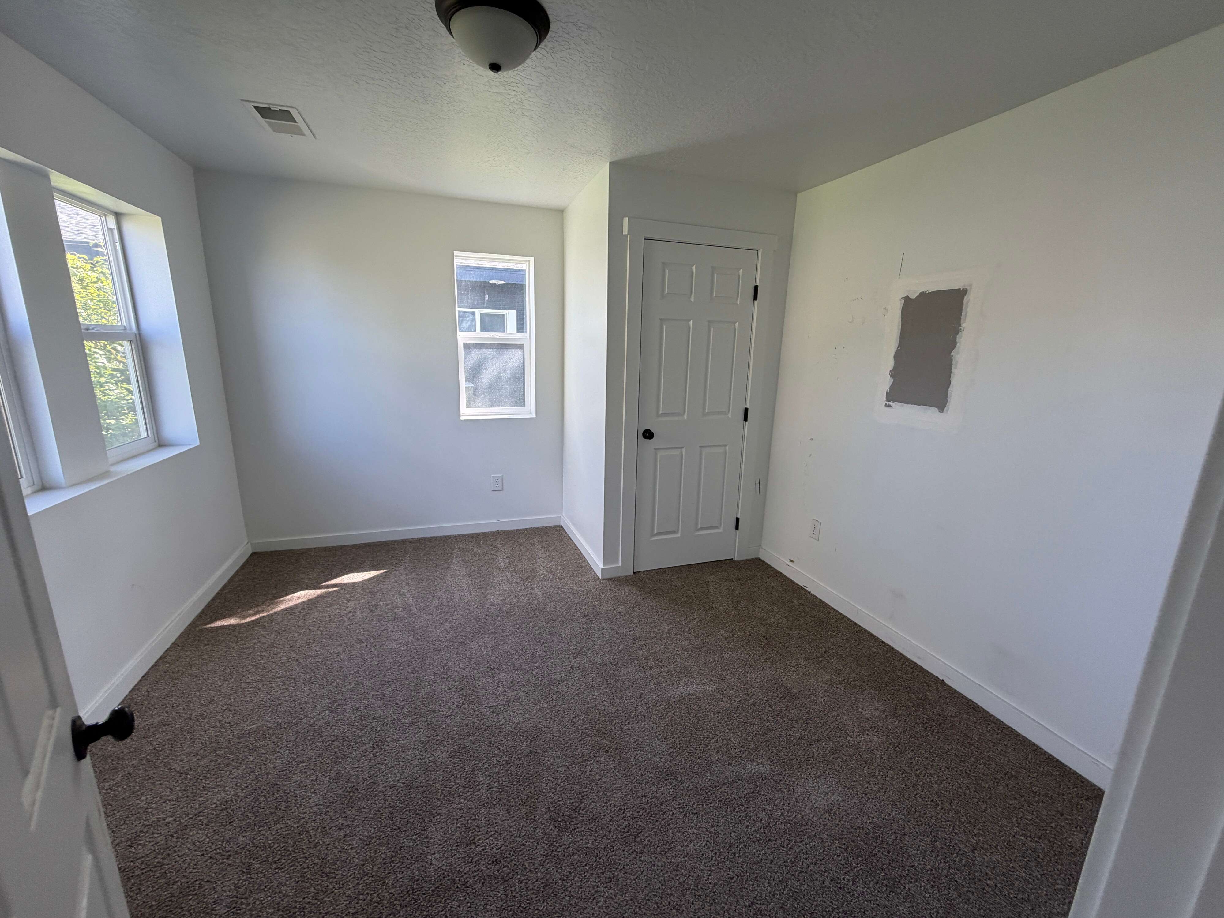 219 N 300 W photo