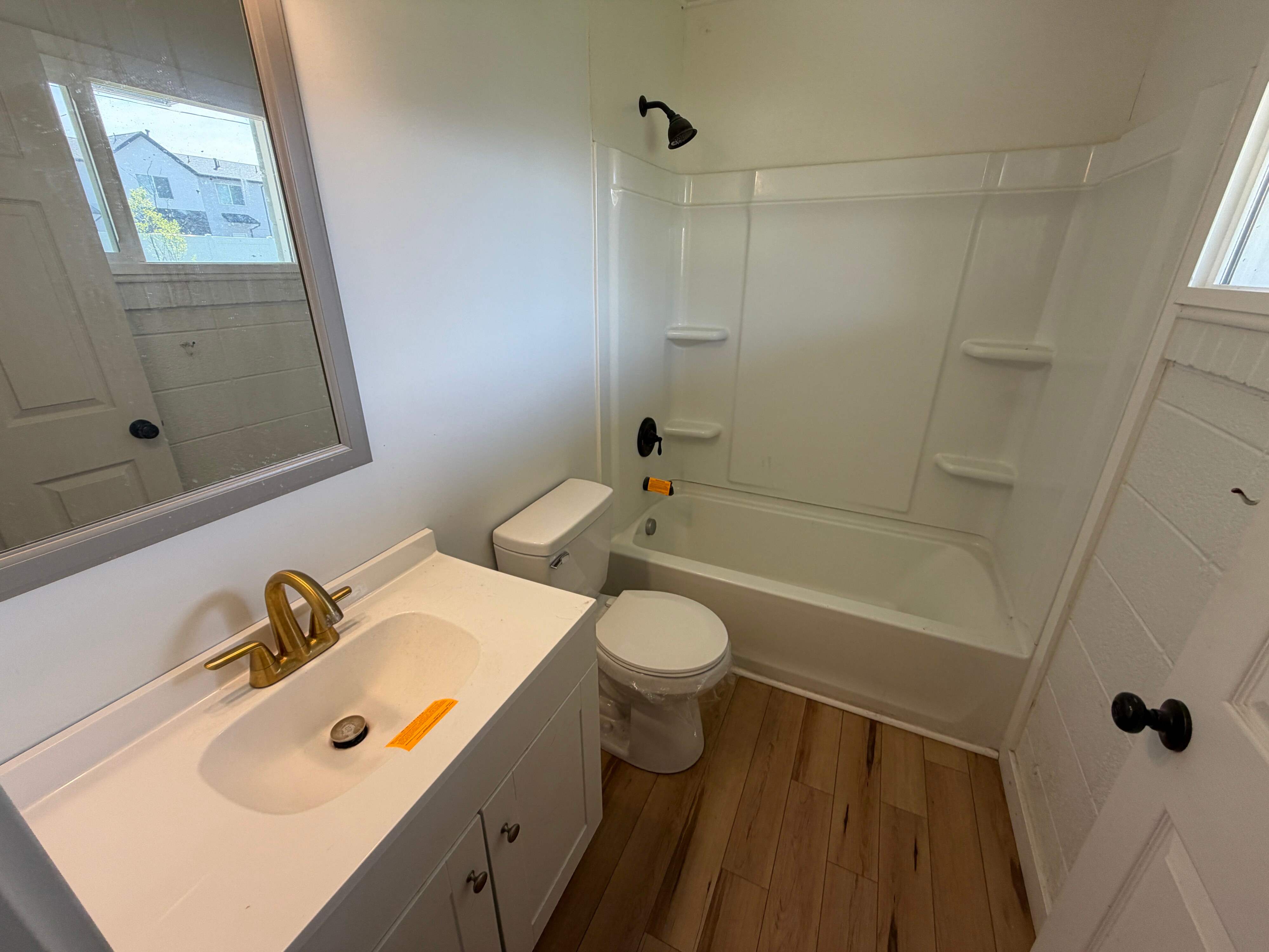 219 N 300 W photo