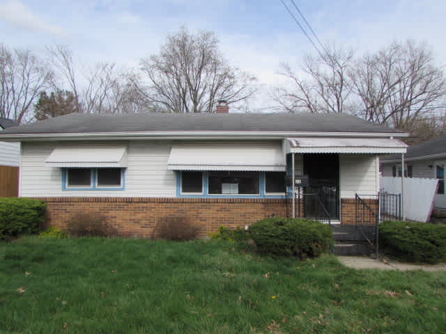 Photograph of 904 Ellenhurst Dr, Anderson, IN 46012