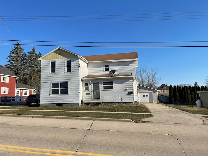 Photograph of 4310 Broadway St, Manitowoc, WI 54220
