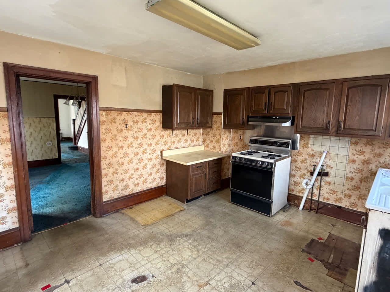 131 Bradford Ave photo
