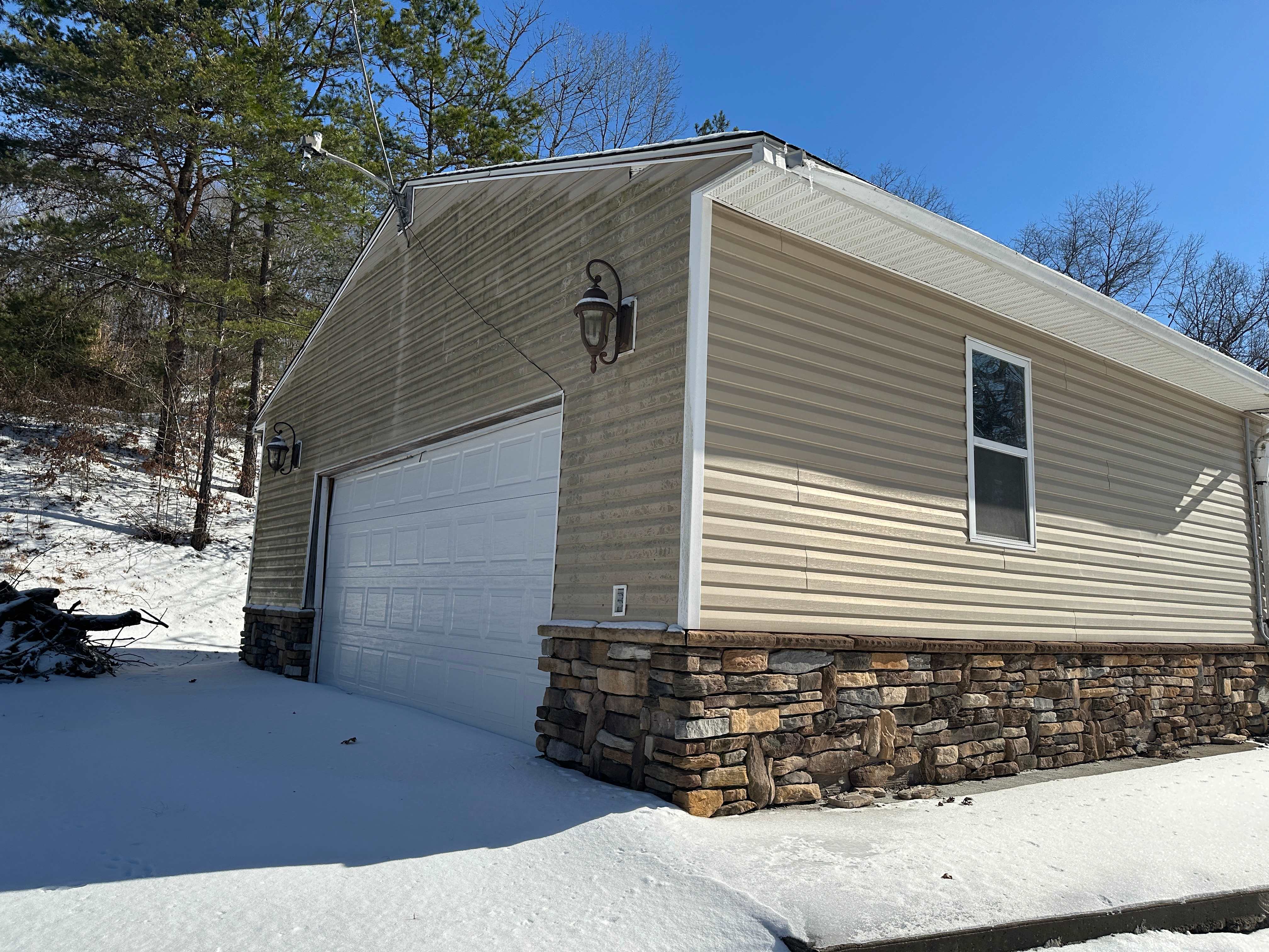 4636 State Rte 5 photo