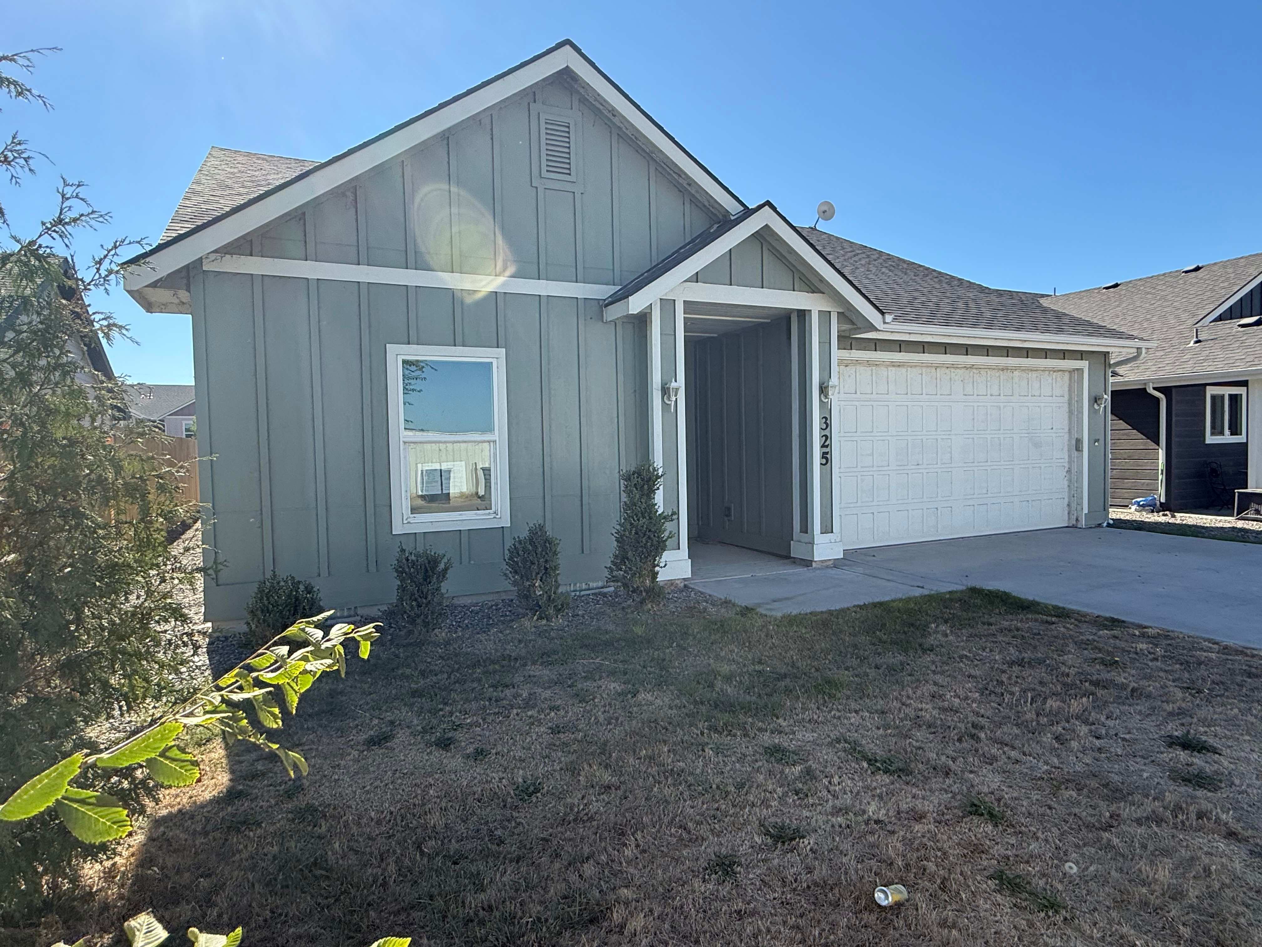 Photograph of 325 W Nevada Ave, Homedale, ID 83628