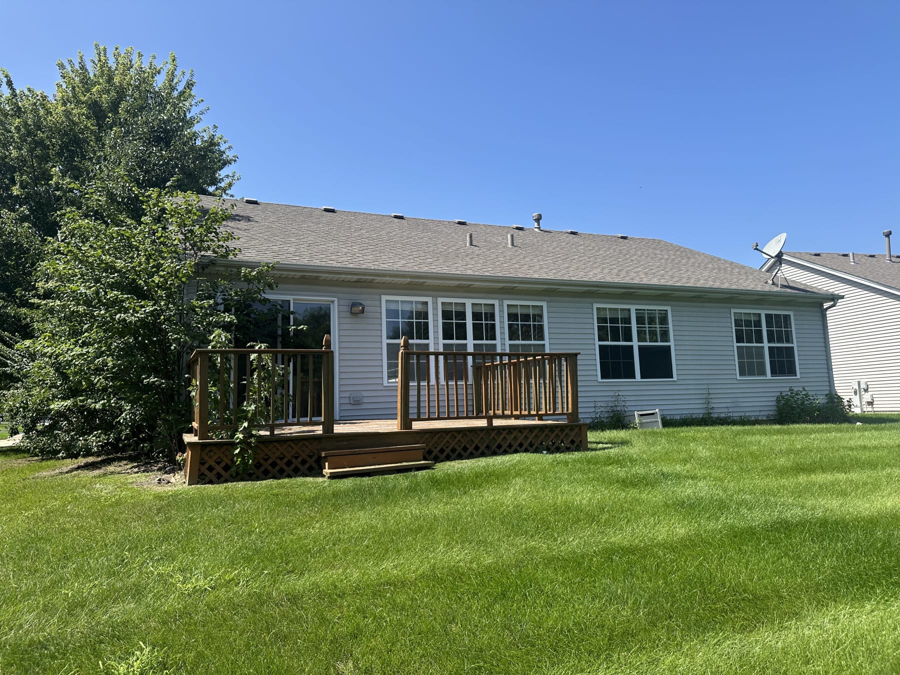 444 Badger Lane photo