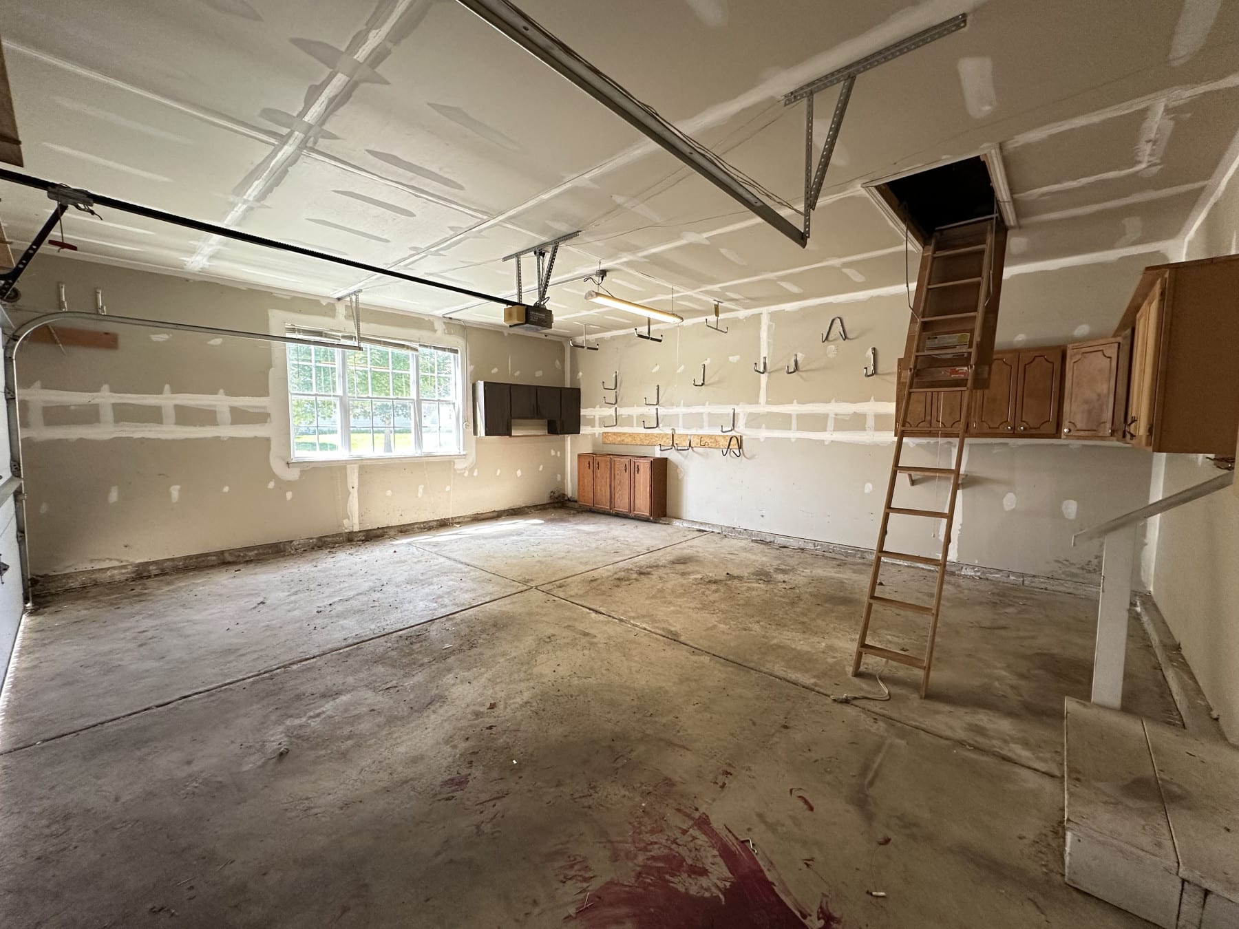 444 Badger Lane photo