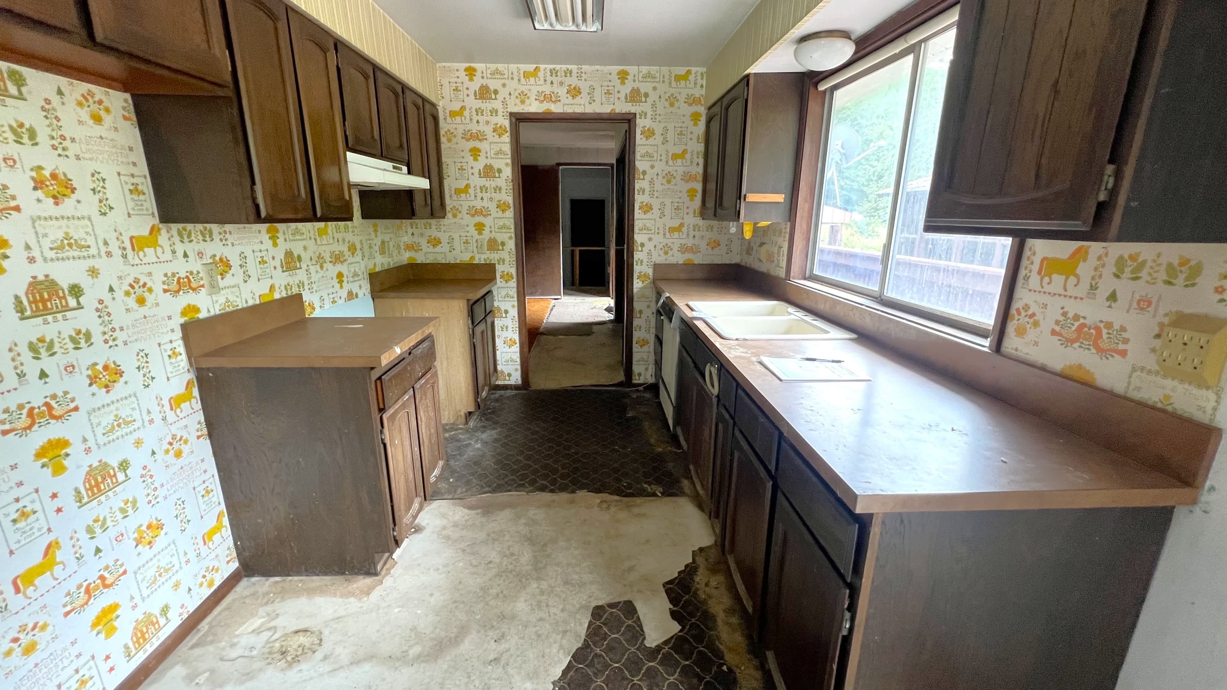 10082 Lone Pine Ln photo